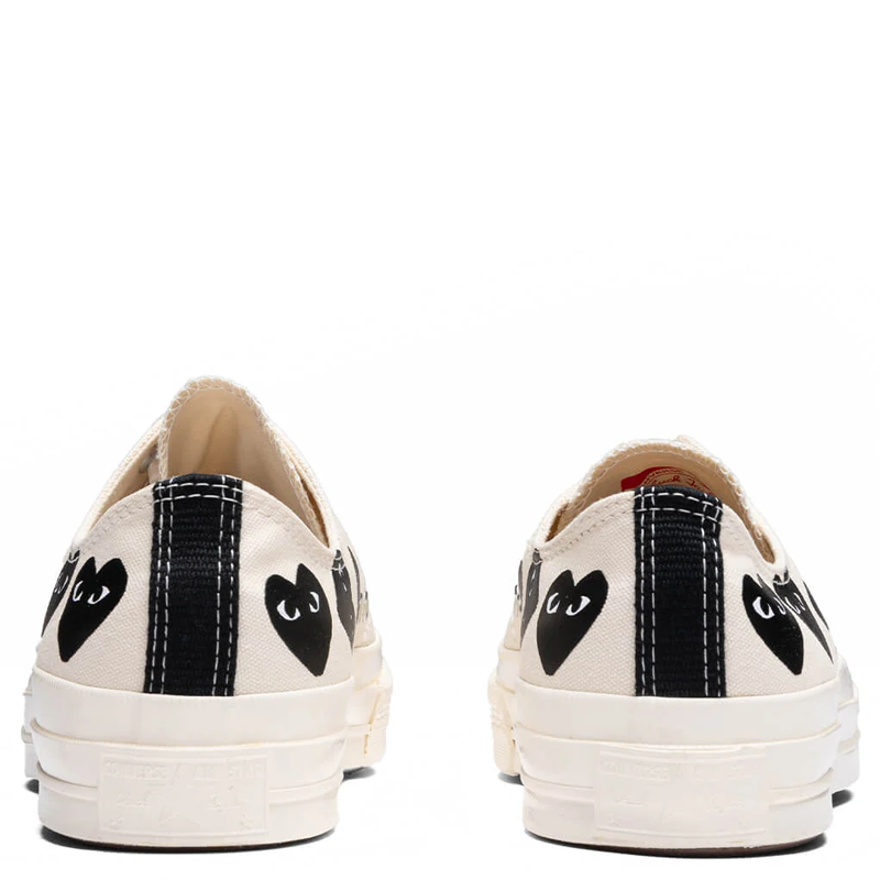 Converse X Comme des Garçons - Blanche Basse (Coeurs Noirs)